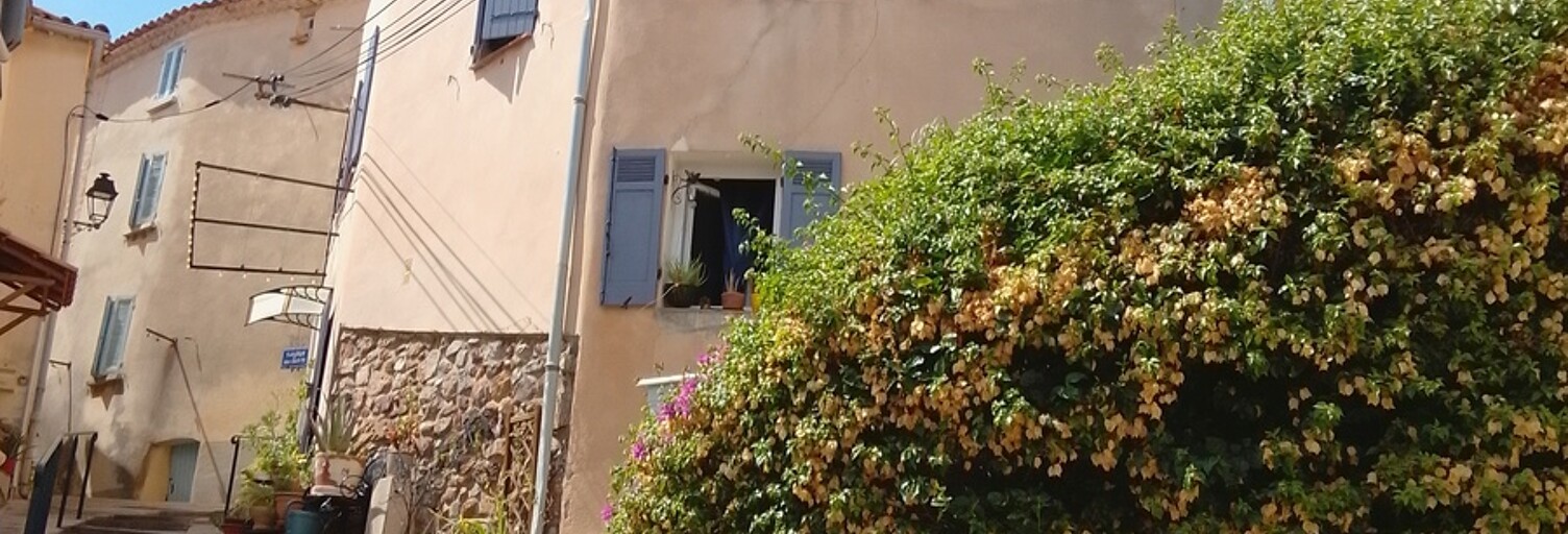 Maison 3 Pièces 85 m² à louer à Pierrefeu-du-Var (83390)