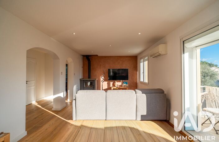 Vente Maison/villa 5 pièces — photo 2
