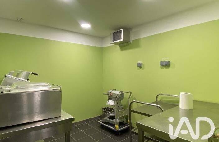 Vente Local commercial 55 m&sup2; — photo 4