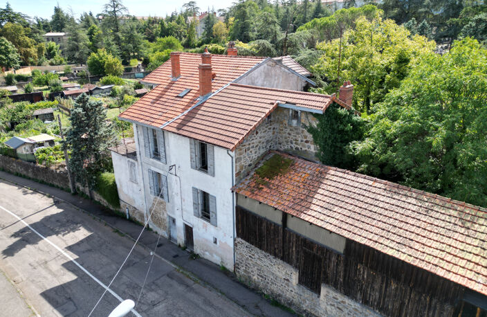 Maison de 215m2 avec terrain de 2 785 m2 et nombreuses dépen — photo 3