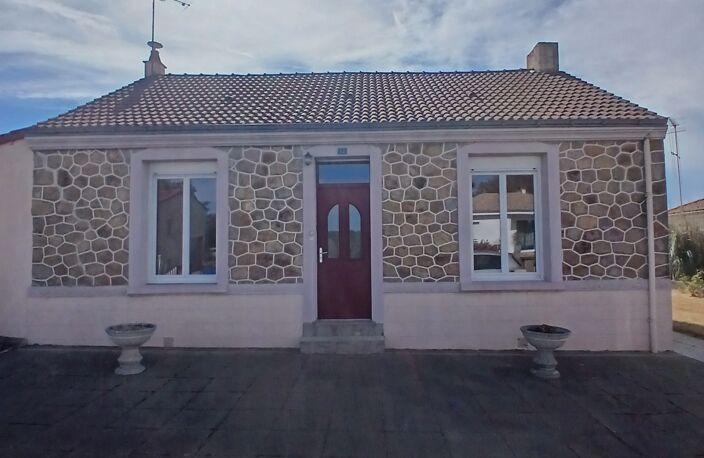 Vente Maison/villa 4 pièces — photo 2