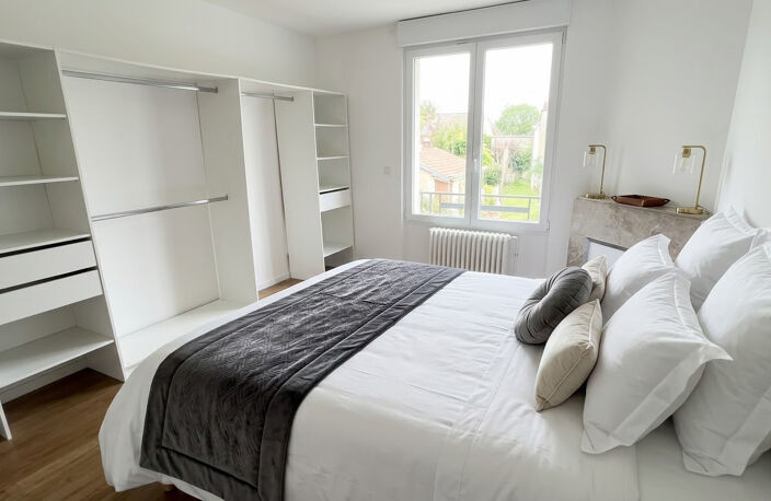 MAISON T5 À VENDRE - RÉNOVÉE - AVEC 3 CHAMBRES À SAINT-GERMA — photo 4