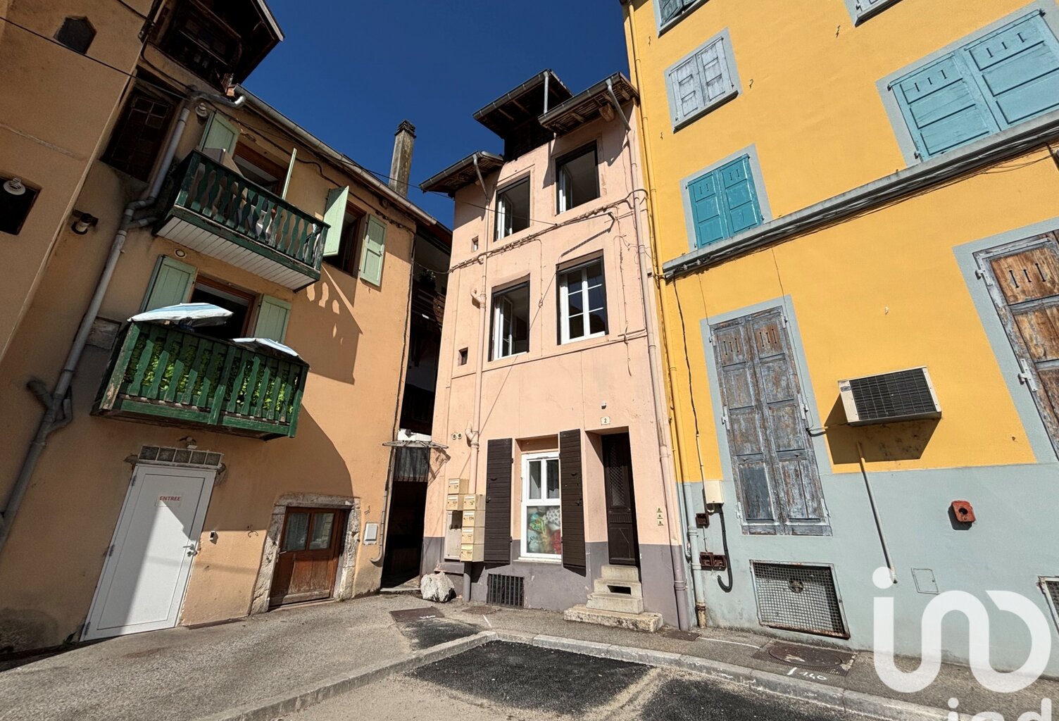 Vente Immeuble 179 m&sup2; — photo 1