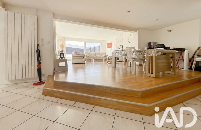 Vente Maison/villa 6 pièces — photo 2