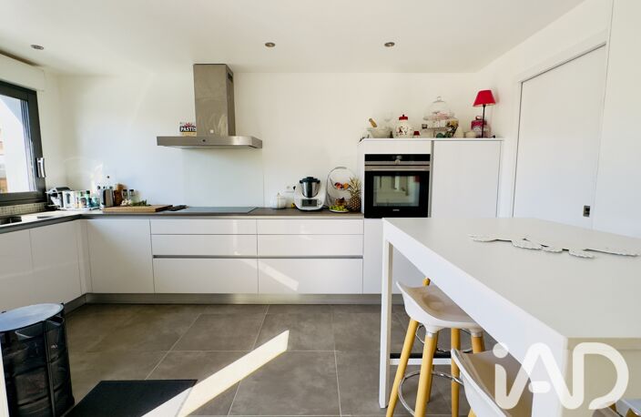 Vente Maison/villa 5 pièces — photo 2
