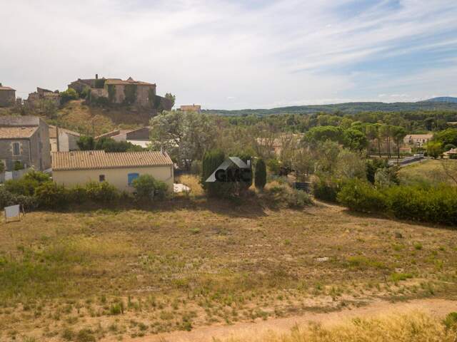 Terrain en lotissement — photo du bien