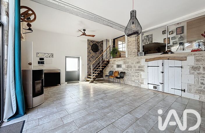 Vente Maison de ville 4 pièces — photo 2