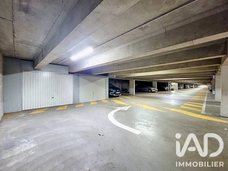 Vente Garage 15 m&sup2; — photo 1