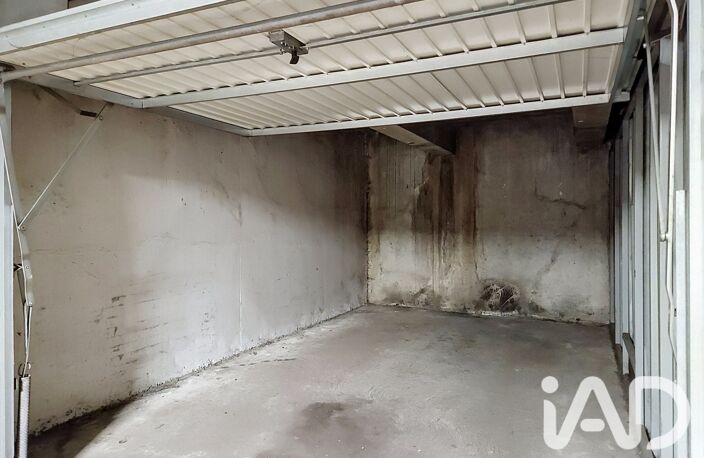 Vente Garage 15 m&sup2; — photo 2