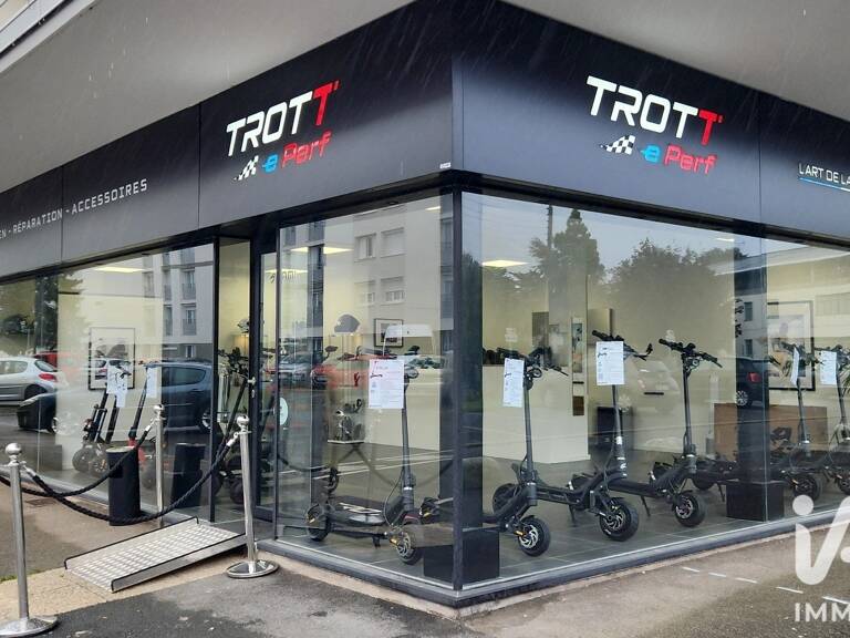 Vente Divers Commerces 140 m&sup2; — photo 1