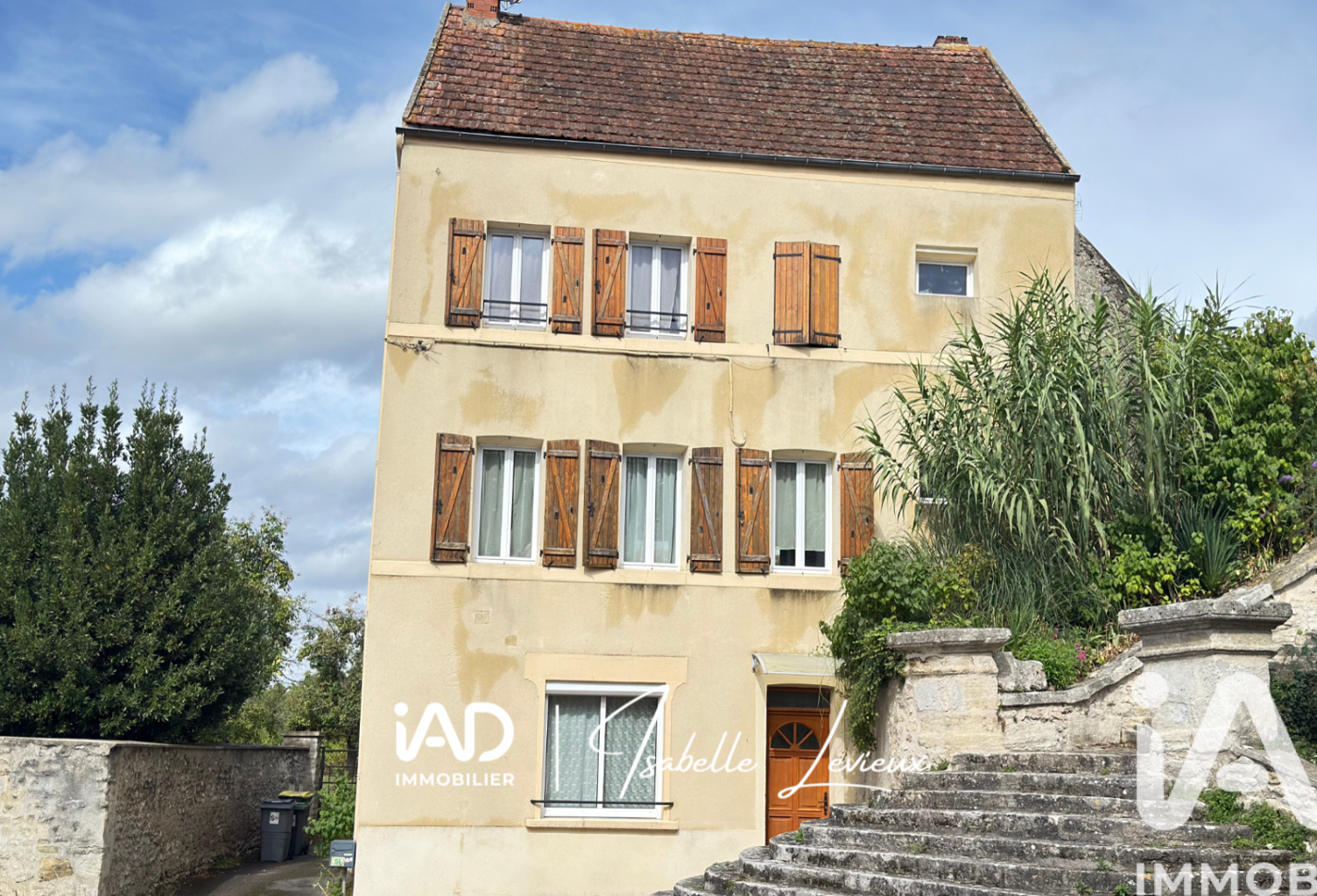 Vente Maison de village 8 pièces — photo 1