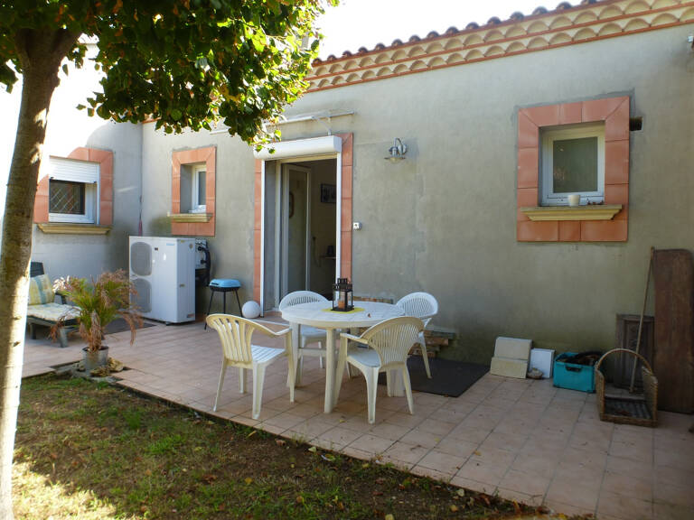 St Aunés Studio Meublé de 26m2 avec Terrasse et Parking — photo 1