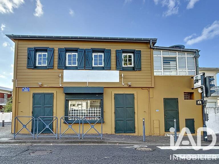 Vente Boutique/Local commercial 250 m&sup2; — photo 1