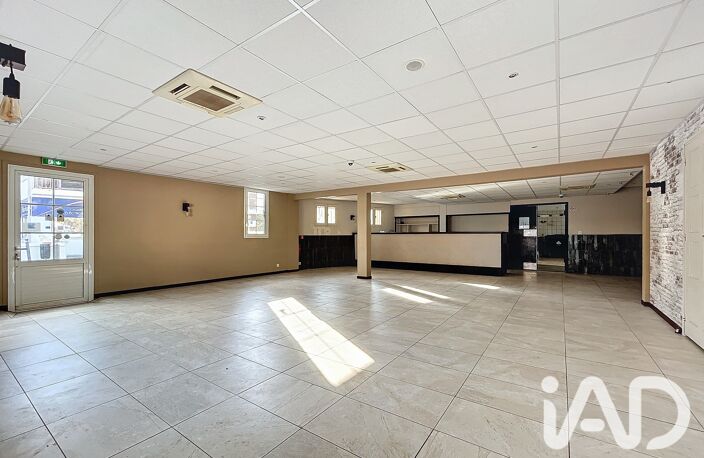 Vente Boutique/Local commercial 250 m&sup2; — photo 3