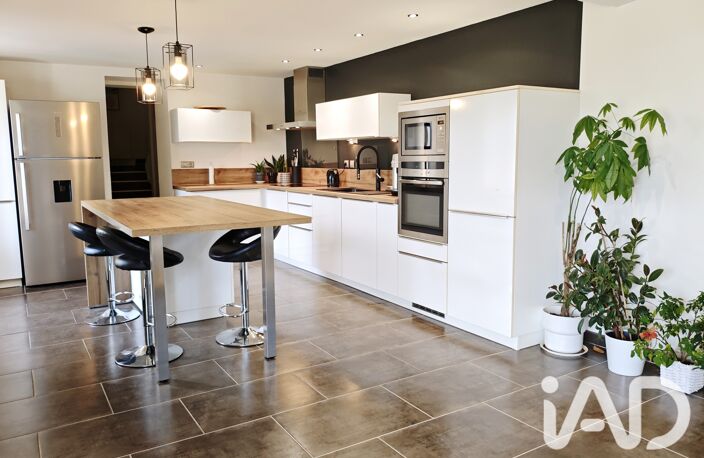 Vente Maison/villa 7 pièces — photo 5