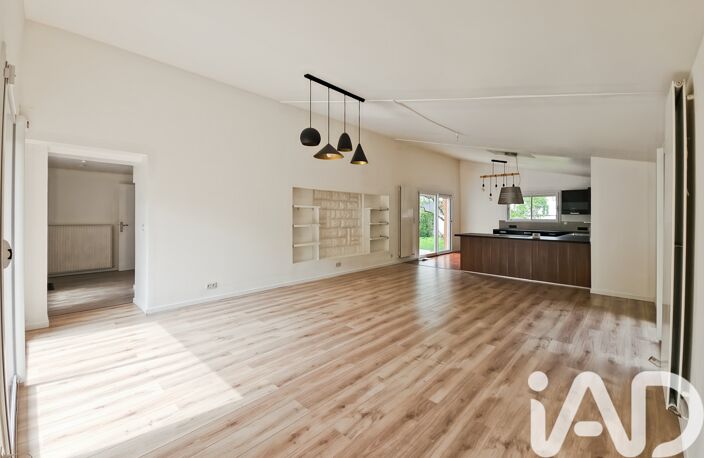 Vente Maison/villa 9 pièces — photo 2