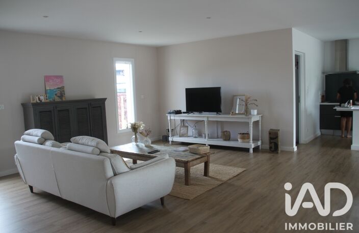 Vente Maison/villa 5 pièces — photo 2