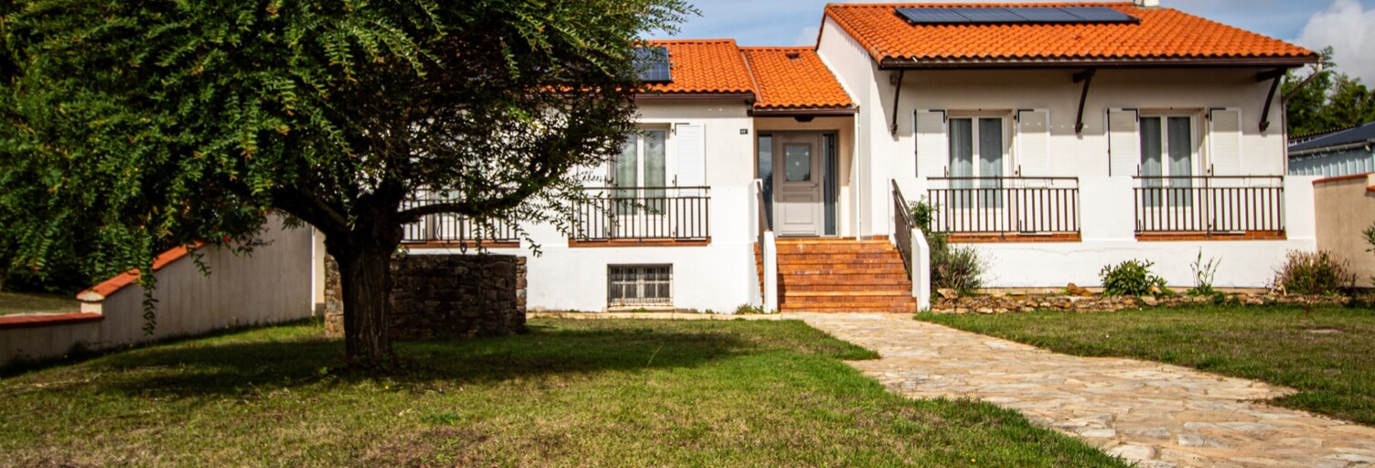 Maison 10 Pièces 196 m² à vendre à La Copechagnière (85260)