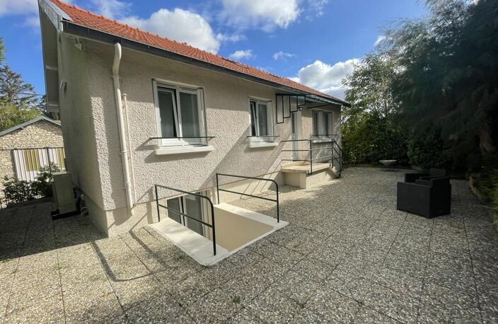 Maison 5 pièces individuelle avec jardin. — photo 2