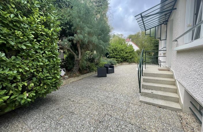 Maison 5 pièces individuelle avec jardin. — photo 3