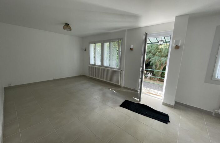 Maison 5 pièces individuelle avec jardin. — photo 5