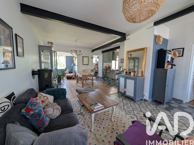 Vente Maison/villa 7 pièces — photo 1