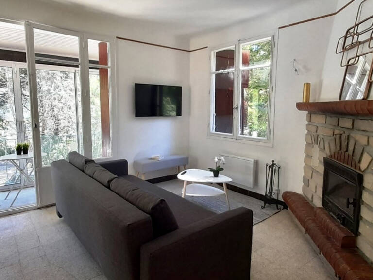 Appartement meublé dans une villa au calme avec balcon — photo 1