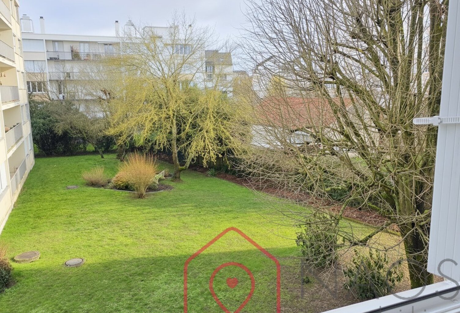 St Jean Le Blanc F3 de 62m2 au 2ème sur 4 étages avec ascenseur — photo 1