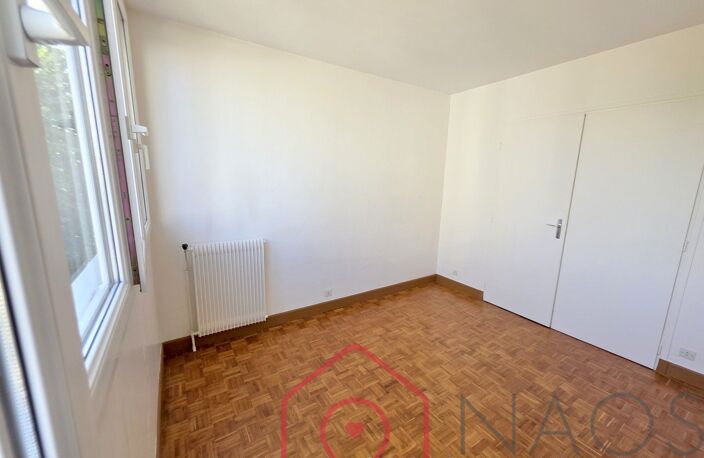 St Jean Le Blanc F3 de 62m2 au 2ème sur 4 étages avec ascenseur — photo 5