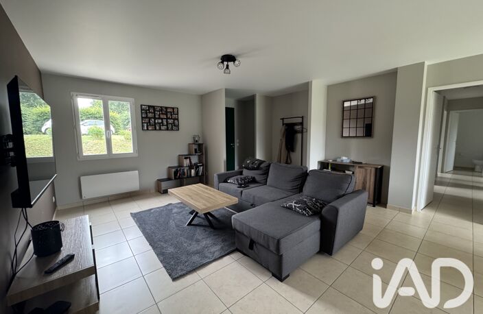 Vente Maison/villa 5 pièces — photo 2