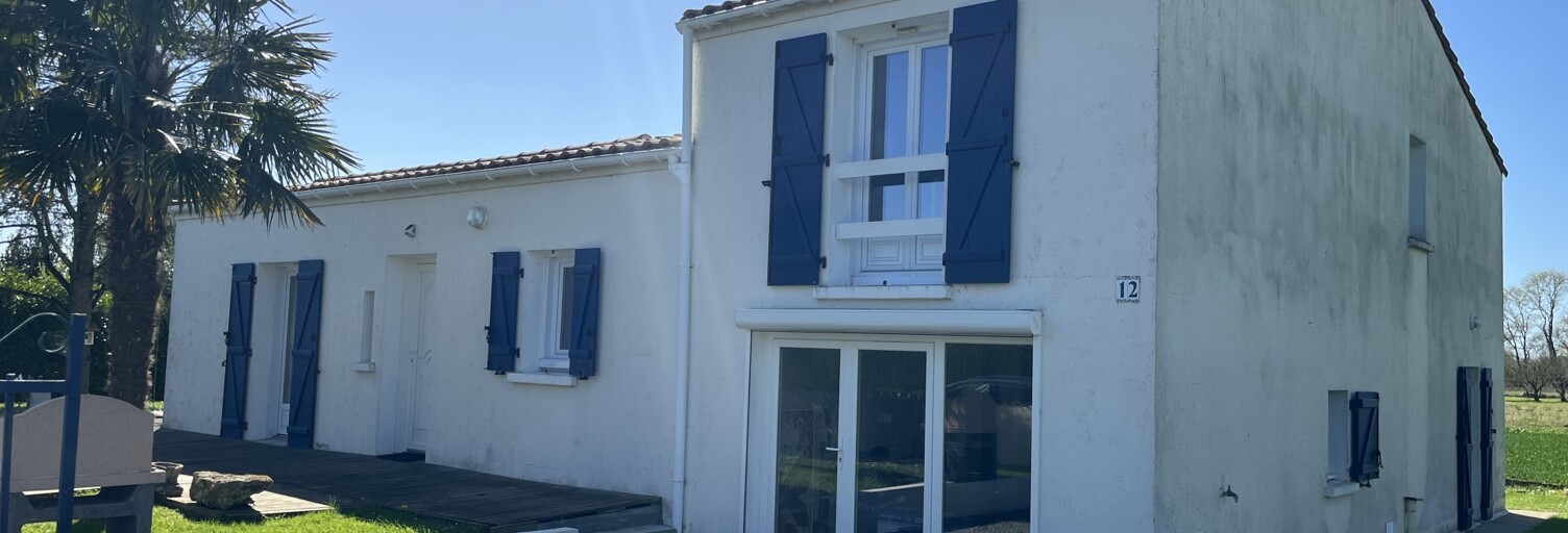 Maison 5 Pièces 164 m² à vendre à Saint-Romain-de-Benet (17600)
