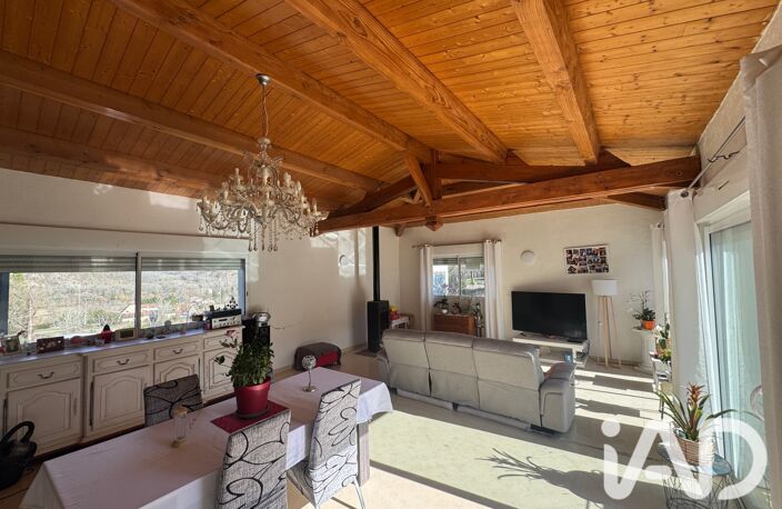 Vente Maison/villa 4 pièces — photo 2