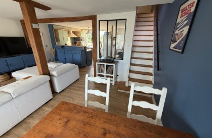Maison ancienne indépendante, rénovée avec goût, dans un end — photo 2