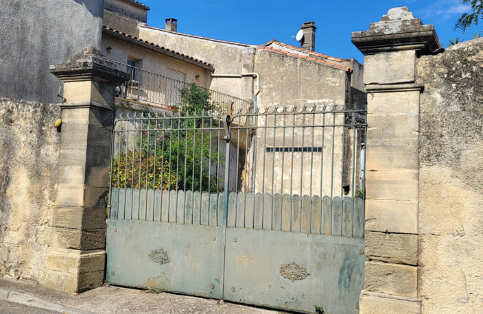 VENTE MAISON 8 PIECES SOUVIGNARGUES — photo 4