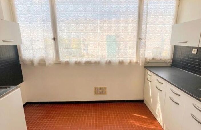 Appartement À Vendre sur les Mureaux — photo 2