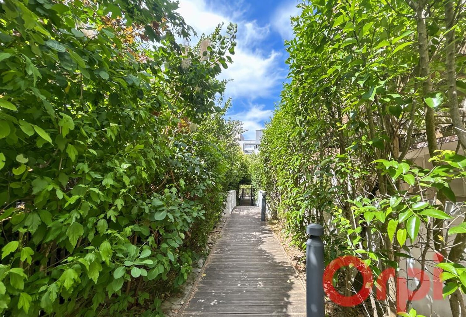 Beau T2 de 47 m² avec Garage fermé en sus à 15000€ — photo 1