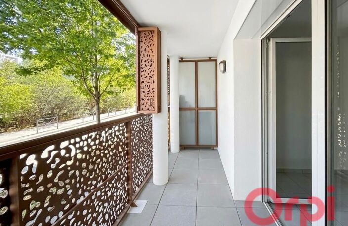 Beau T2 de 47 m² avec Garage fermé en sus à 15000€ — photo 2