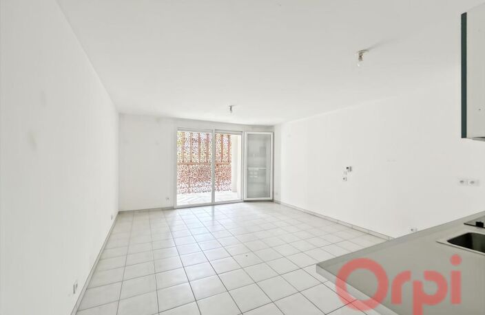 Beau T2 de 47 m² avec Garage fermé en sus à 15000€ — photo 3