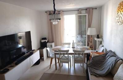 Appartement À Vendre — photo du bien
