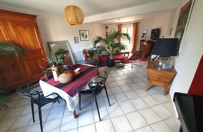 Maison Bourges 6 pièce(s) 164 m2 — photo 2