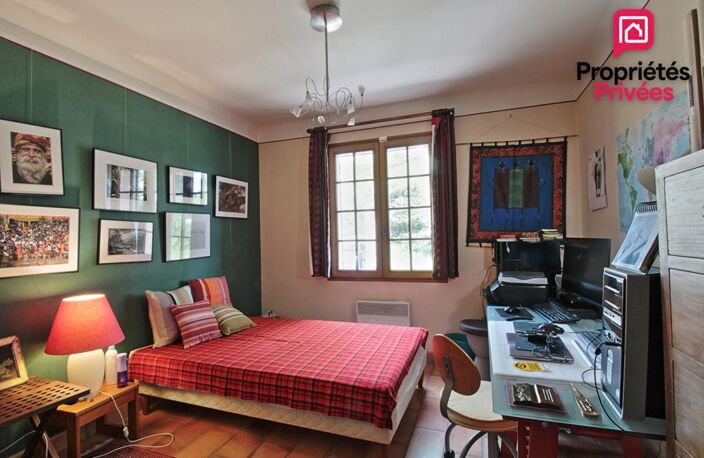 A VENDRE - Barbentane. Quartier résidentiel, maison 3 chambres, garage, piscine — photo 3