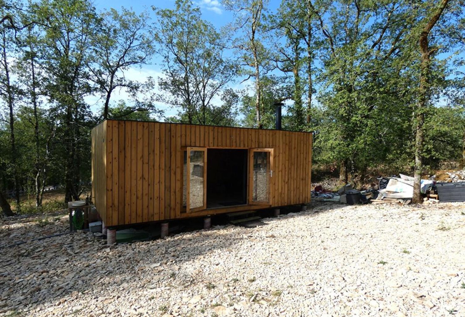 Maison bois 25 m2 / terrain boisé 2185m² — photo 1