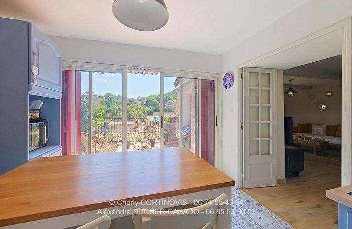 Maison de village Chateau Arnoux Saint Auban 140 m2 avec terrasse, combles et caves — photo 2