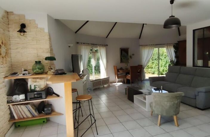 Maison Le Rheu 8 pièce(s) 150 m2 — photo 5