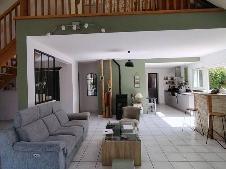 Maison Le Rheu 8 pièce(s) 150 m2 — photo 1