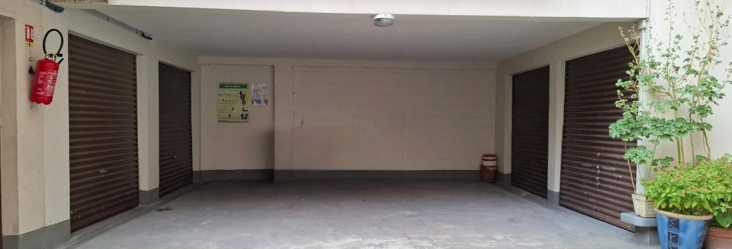 Garage  12 m² à vendre à Paris 15 (75015)