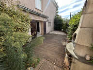 Craponne   T2 avec grande terrasse de 40 m2, parking et box — photo 2