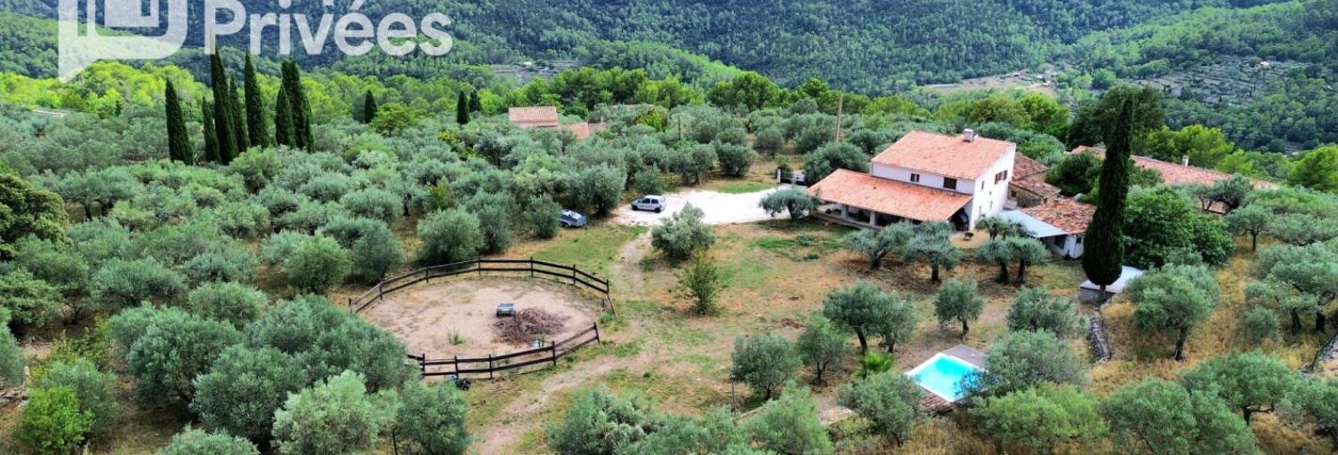 Maison 5 Pièces 146 m² à vendre à Claviers (83830)