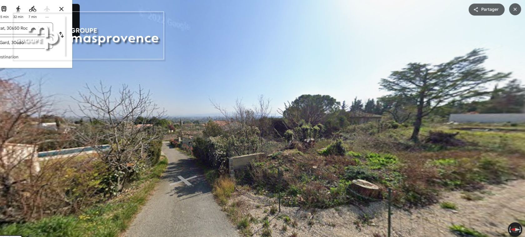 Terrain à bâtir de 1292 m² à SAINT-SATURNIN-LES-AVIGNON (84)