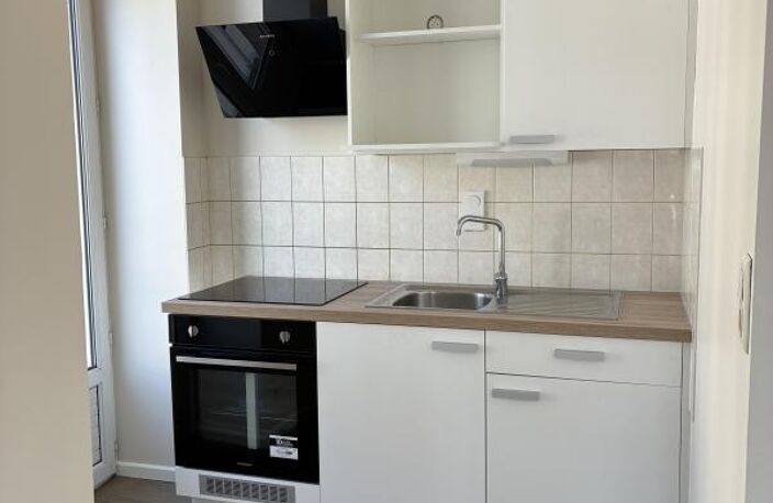 LOCATION T3 DUPLEX RODEZ SANS FRAIS D'AGENCE — photo 2